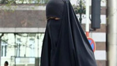 خالد منتصر يكتب القناع الاسود ليس مصدر للأخلاق