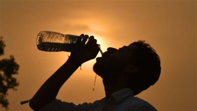 الخروج للضرورة غدا درجة الحرارة 40 وتحذير عاجل من الساعات القادمه