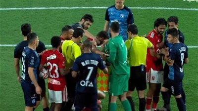 بالصور خناقة شوارع بين لاعبي الاهلي وبيراميدز بسبب هدف معلول