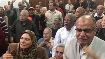 القرار صدر قبل صلاة الجمعه بدقائق شوف حسابك بسرعه صرف اكثر من200 جنية لاصحاب المعاشات