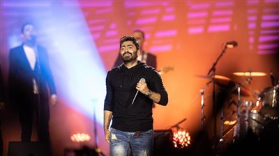 من جديد تامر حسني رفقة طليقته بسمة بوسيل احتفالا بعيد ميلاد ابنتهما