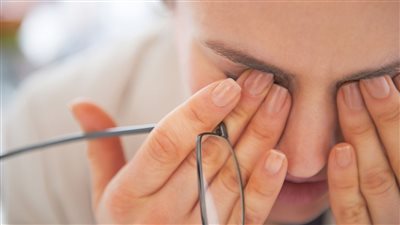 اعرف ازاي تعالج التهاب العين في المنزل