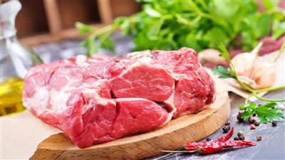 طرح كيلو اللحم البلدي بتخفيضات تصل لـ 40 فى المية