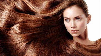 تمتعي بشعر ناعم كالحرير مع هذه الوصفات الطبيعية