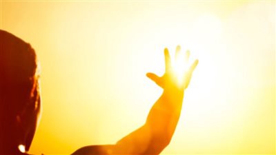 الأرصاد تحذر موجة حارة تضرب البلاد وهذا موعد الذروة