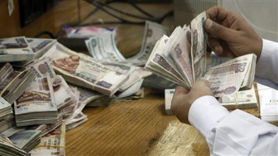 وخلاص فاضل تكه علي القبض اعرف موعد صرف مرتبات شهر يونيو