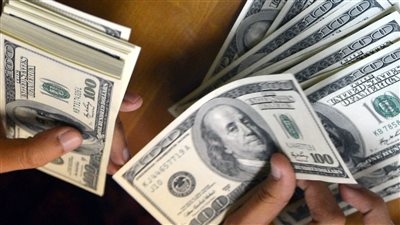 بداية السقوط للدولار أكبر بنك أمريكي يكشف عن مفاجأة بشأن مستقبل العملة الصعبة