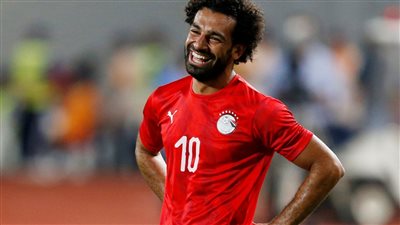 مبلغ خيالي لم يحدث من قبل الكشف عن عرض الهلال السعودي لــ محمد صلاح