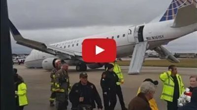 بالفيديو.. قائد طائرة أمريكية يكسر أنفها أثناء الهبوط