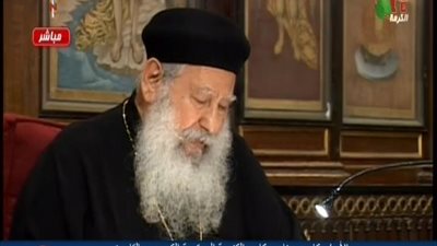 بالفيديو | شخص من الجيش السوري يرسل رسالة مؤثره لأبونا مكاري يونان و رسالة من ابونا لسوريا وليبيا واليمن و يروي كلام عن شخص ذو منصب كبير مصري وكيف لا يعترف بوجود الله