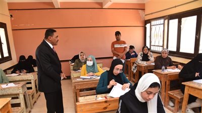 القضاء علي شاومينج في إحدى الدول العربية لمنع الغش في الامتحانات