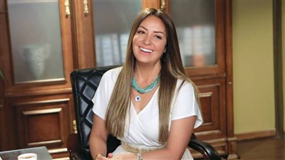 لا أتفق مع مقولة الرجل يطفي الست نرمين الفقي توضح أسباب عدم زواجها وتكشف عن مواصفات شريك أحلامها