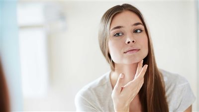 تخلصي من تصبغات الوجه بهذه الطرق الطبيعية بكل سهولة