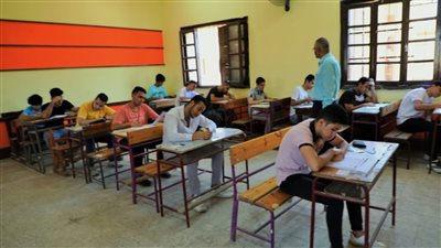 هنكمل المشوار لا تغيير في جدول الثانوية بعد إجازة العيد