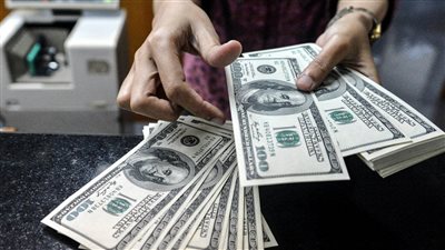 ضربة للدولار والكشف عن مصير الشهادات بعد قرر المركزي تثبيت سعر الفائدة