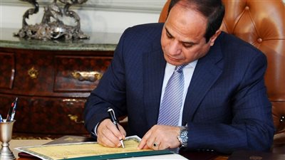 يابختك لو كنت منهم صرف مكافأة 1000 جنيه و500 جنيه لهؤلاء الموظفين قبل عيد الاضحي