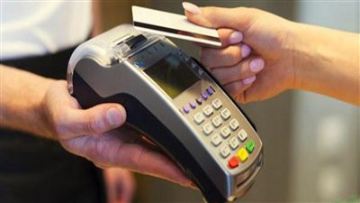 اشتر ي الآن وادفع لاحق ا للسلع مرتفعة الثمن عن طريق وسائل الدفع الإلكترونى