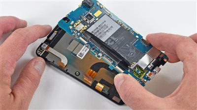 أخطاء شائعة عند صيانة الهواتف المحمولة