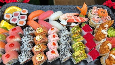 أحترس من مخاطر أكل الكبدة والسوشي واللحوم النيئة