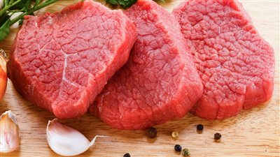 مخاطر عديدة عند الإفراط فى تناول اللحوم الحمراء