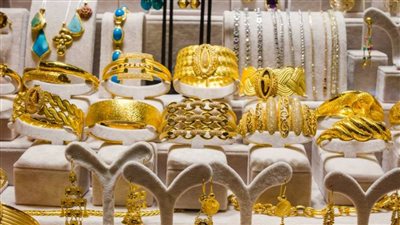 زلزال يضرب اسعار الذهب اليوم وسعر عيار 21 يصدم الصاغة ورسميا زيادة المصنعية اليوم