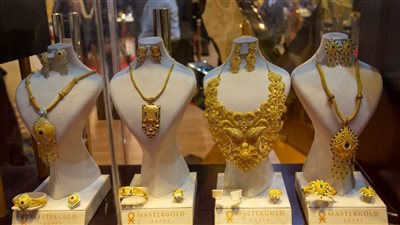 الدهب بكام بعد العيد سعر الذهب ينخفض بقوة وعيار 21 في انتظار العرسان