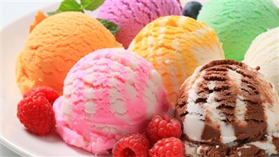 تحذير قبل وقوع الخطر هؤلاء ممنوعون من تناول الآيس كريم