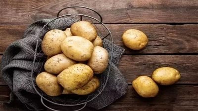 تخلص فورا من البطاطس إذا وجدت هذه البقع عليها