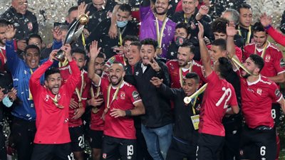 الف مليون مبروك النادي الاهلي بطل للدوري المصري للمرة الــ 43 في تاريخه