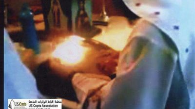 ظهور نور ساطع من جسد أثناء القداس الإلهي ..شاهد