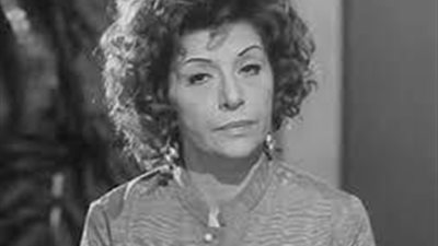 هل تعرف هذه الفناة المسيحية المشهورةالتي تبرأ منها أهلها وظن زوجها أنها مسلمة وطردها اخوها من المنزل بعد دخولها معهد فنون مسرحية ؟