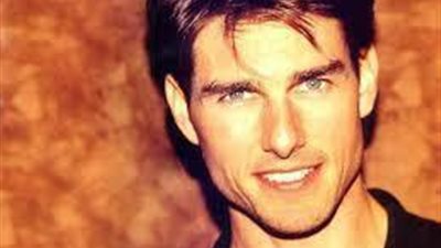 قبل أن يكون ممثل حاول أن يكون كاهناً لكنه فشل إنه الفنان العالمي توم كروز