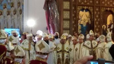 رسامة اباء كهنة بيد قداسة البابا المعظم البابا تواضروس الثاني