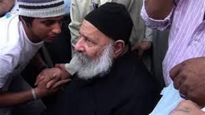 أول لقاء لابونا فانوس من داخل المستشفى ..صلوا من أجل شفاؤه