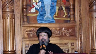 بالصور..الأنبا لوكاس والأنبا إرميا في إحتفالية البابا كيرلس السادس