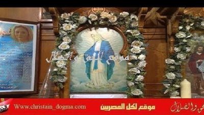 توافد المواطنين من داخل وخارج المحافظة لنوال البركة من صورة السيدة العذراء التى يتدفق منها الزيت المقدس
