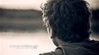 شاركنا برأيك ..أنا خاطب وبكره خطيبتي ومصاحب 4 عليها ..اعمل إيه ؟