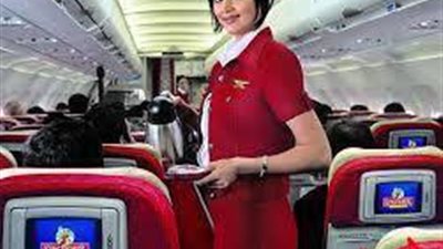 الفصل لمضيفة تمارس الرذيلة في حمام طائرة احدى شركات الطيران الخليجية..فحققت مبلغ مليون دولار في سنتين