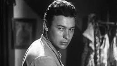 اسرار جديدة ستعرفها عن أحمد رمزي..تزوج ثلاث مرات وتشاجر مع الفنان عمر الشريف وكان معجب بفاتن حمامة