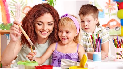 طفلك هيبقي زويل اعرفي اهم الطرق التي تساعد طفلك على تنمية مهاراته وتحسين مستوى ذكائه