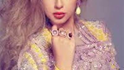 ميريام فارس تنشر صورة لها بعد الولادة من لندن ..شاهد رشاقتها