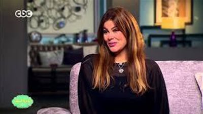 مستشارة التغذية تكشف الأطعمة التي تسبب السعادة والإكتئاب