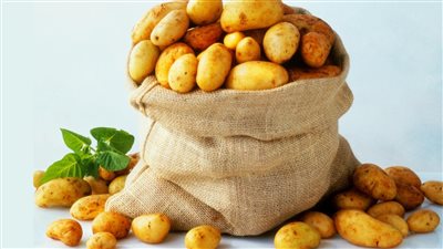 اوعي تفكري تحطي البطاطس في الثلاجة تانى اعرفي أهم النصائح لتخزين البطاطس لفترة طويلة