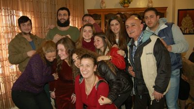 قصة الفتاة التي اجبرها داعش سوريا على الدخول في الإسلام وحاولوا التخلص منها بالإعدام ..شاهد ماذا فعلت معهم ؟