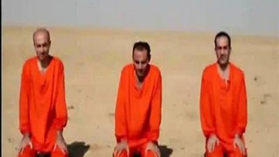 اعدام دكتور مسيحي واثنان آخرين على يد داعش بعد رفضهم التخلي عن المسيحية