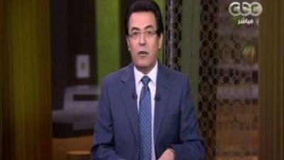 خيري رمضان للمشككين في إجراءات المطار بطلوا بغبغة