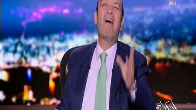 بالفيديو | عمرو اديب ينفعل علي الهواء بعد انتشار خبر طلاق ياسمين عبد العزيز و انتشار الخبر بطريقة مستفزة علي السوشيال ميديا