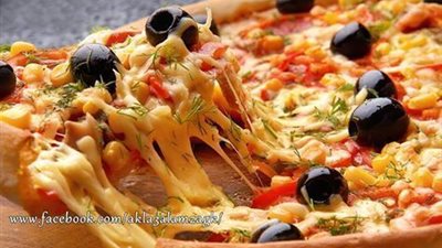 اكلة على كيفك ..وصفه بيتزا احترافيه وسهله جدا وسريعه جدا لكل ست بيت