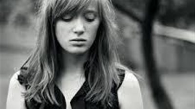 شاركنا برأيك ..مصيبتي كبيرة ..أنا خطيبي بيحب ماما أوي ..اخليه يبعد عنها ازاى ؟