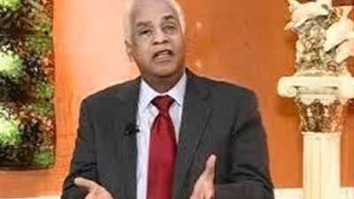 بالفيديو ..عميد كلية الدراسات الإسلامية في جامعة المنيا يترك الاسلام ويعلن ايمانه بالمسيح